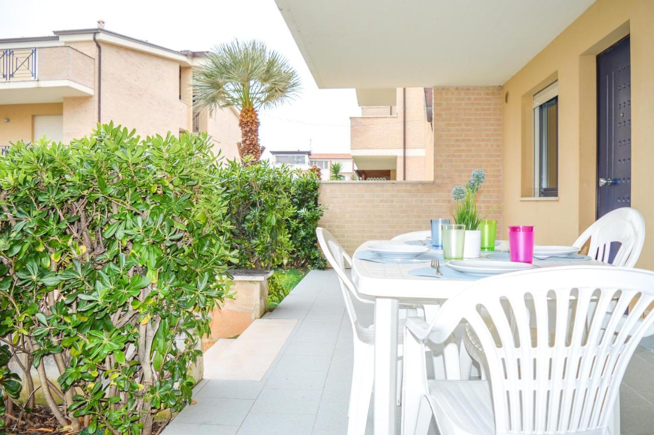Homiday - Green Bay Village Pineto Exterior foto
